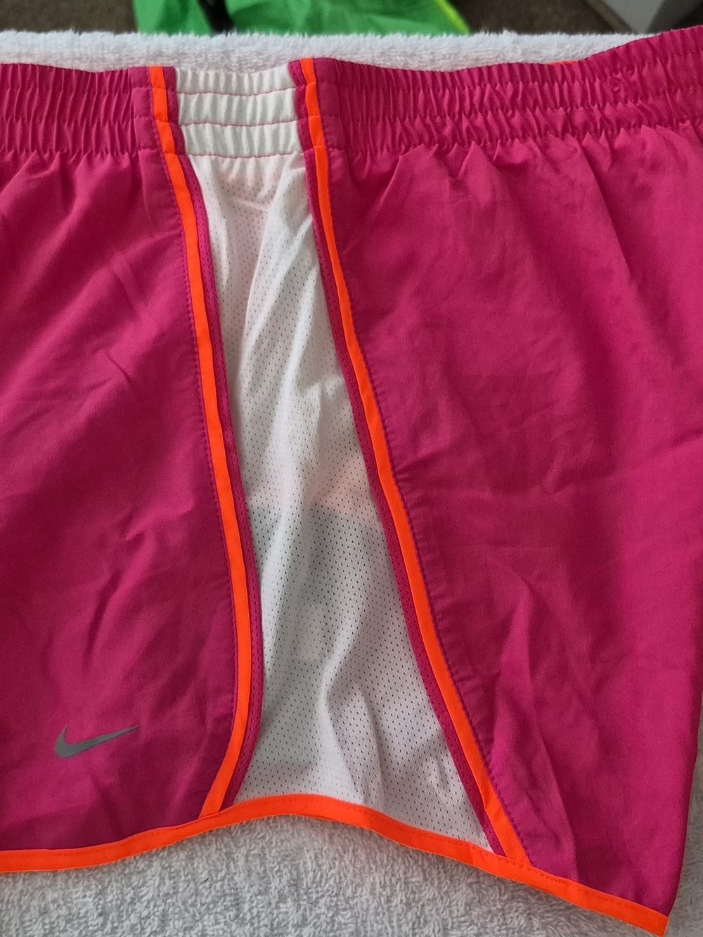 Nike Women’s Pink Running Shorts with Orange Trim Sz M